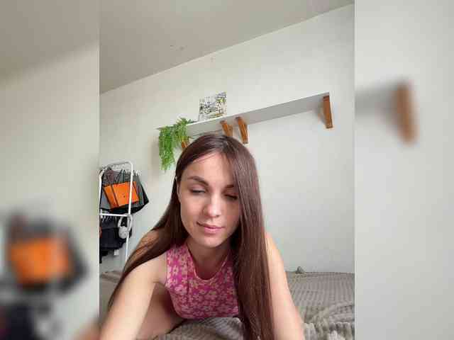 SkylarJewels webcam