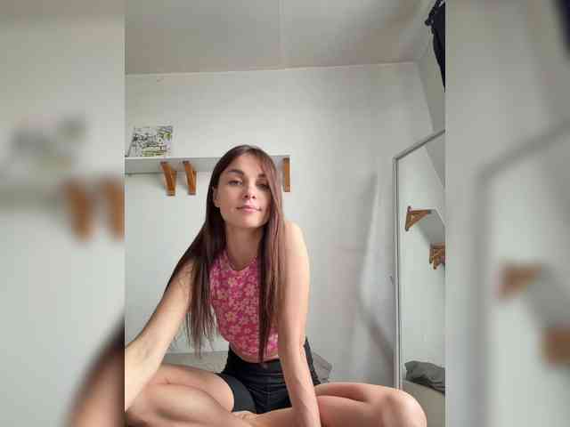 SkylarJewels webcam