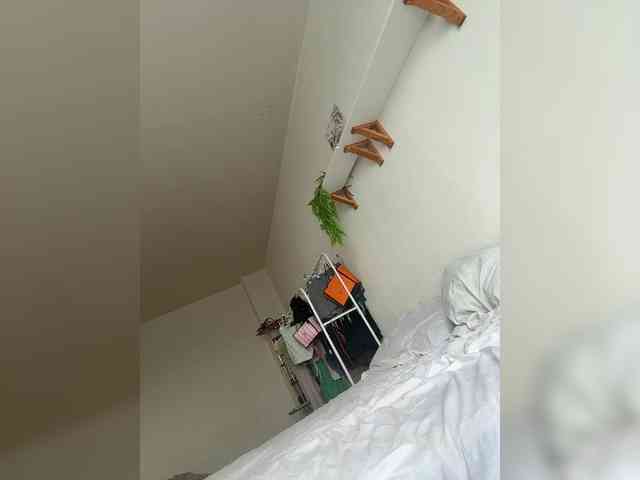 SkylarJewels webcam