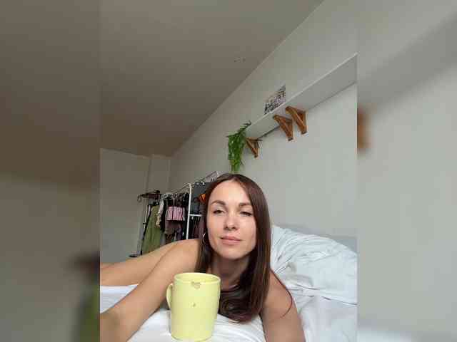 SkylarJewels webcam