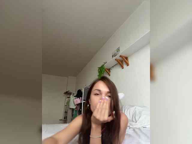 SkylarJewels webcam