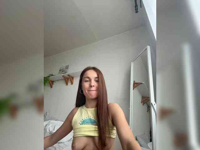 SkylarJewels webcam