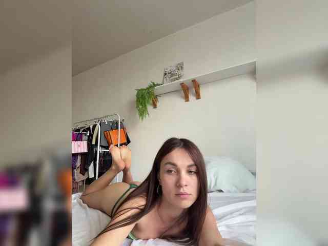 SkylarJewels webcam