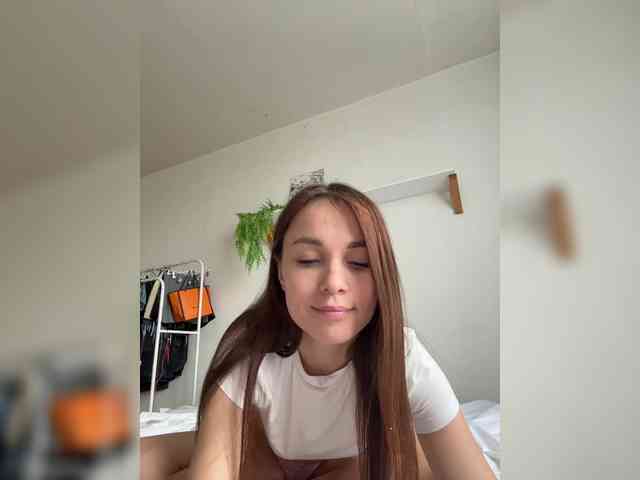SkylarJewels webcam