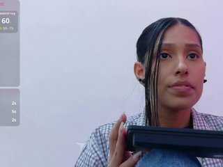 yourcuteneighbourr Porn Show