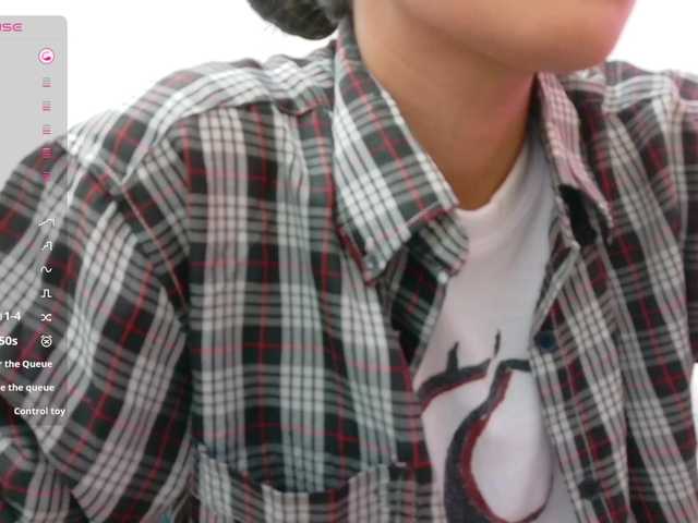 yourcuteneighbourr's BongaCams show and profile