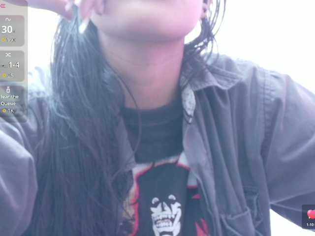  yourcuteneighbourr chat room