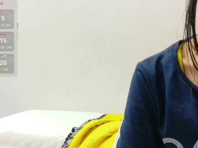 yourcuteneighbourr's BongaCams show and profile