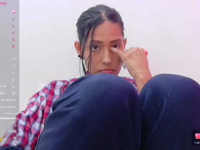 yourcuteneighbourr's BongaCams show and profile