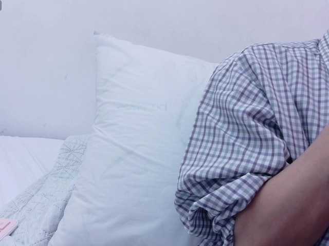 yourcuteneighbourr from BongaCams is Freechat