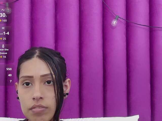 yourcuteneighbourr's BongaCams show and profile