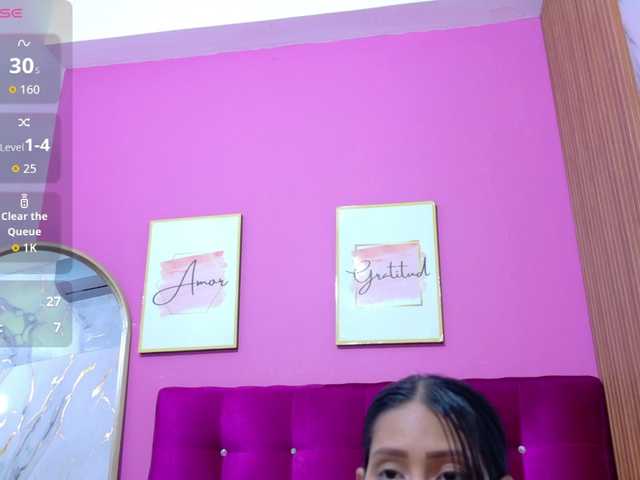 yourcuteneighbourr's BongaCams show and profile