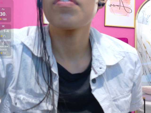 yourcuteneighbourr's BongaCams show and profile