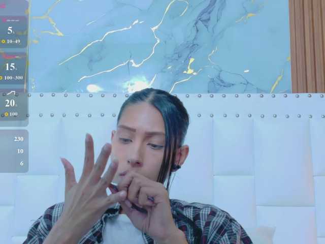 yourcuteneighbourr's BongaCams show and profile