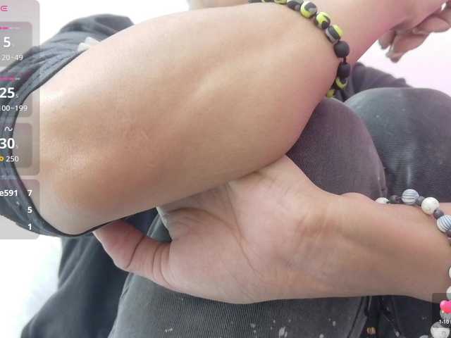 Preview of yourcuteneighbourr