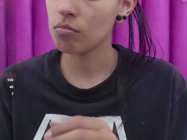 yourcuteneighbourr's BongaCams show and profile