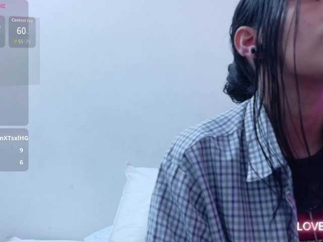 yourcuteneighbourr from BongaCams is Freechat