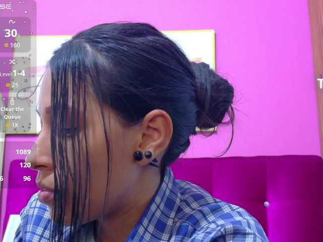 yourcuteneighbourr's BongaCams show and profile