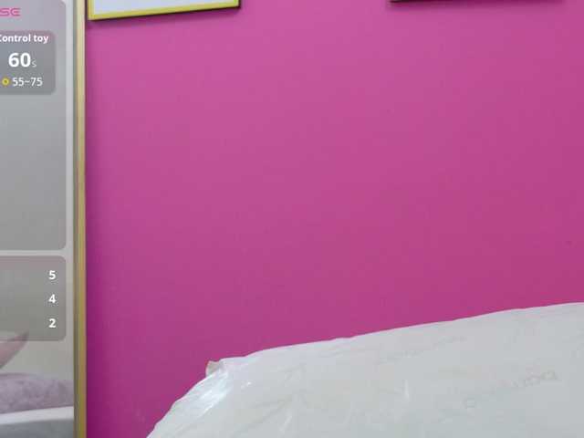 yourcuteneighbourr's BongaCams show and profile