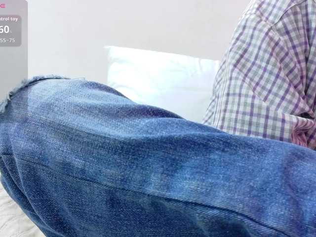 yourcuteneighbourr's BongaCams show and profile