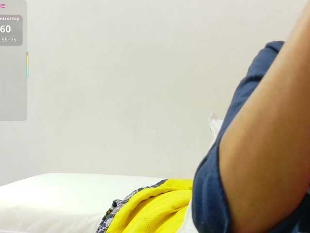 yourcuteneighbourr webcam