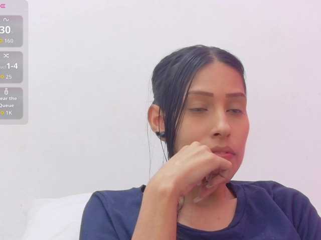 yourcuteneighbourr's BongaCams show and profile