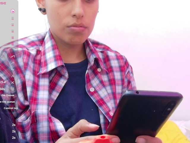 yourcuteneighbourr's BongaCams show and profile