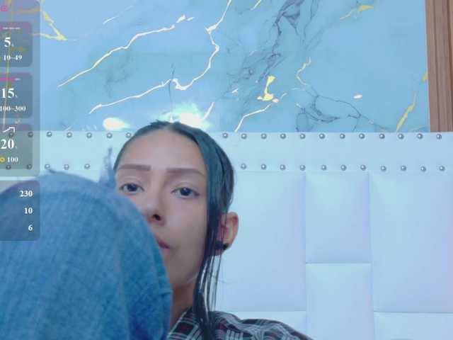 yourcuteneighbourr's BongaCams show and profile