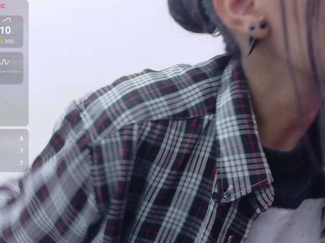 Preview of yourcuteneighbourr