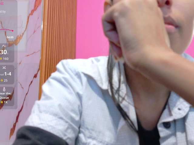 yourcuteneighbourr's BongaCams show and profile