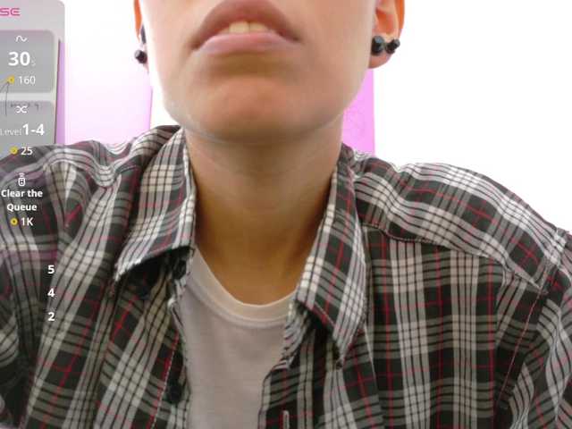 yourcuteneighbourr's BongaCams show and profile