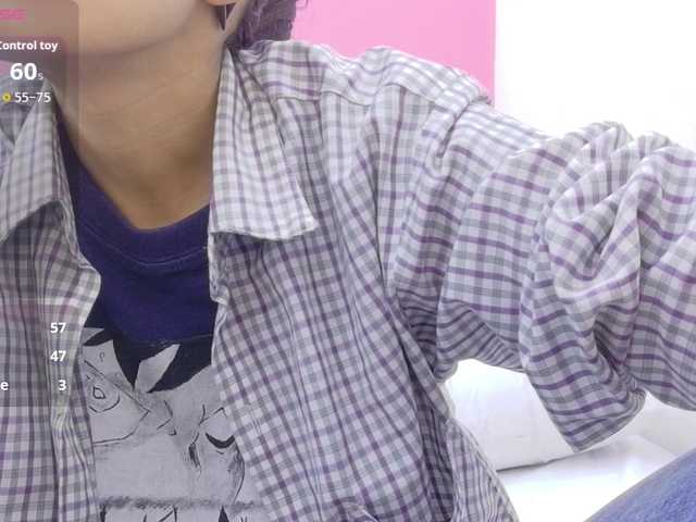 le modèle yourcuteneighbourr est en webcam porno dans un show sur le site bongacams, il possède les tags suivants: Latino/Hispanic,Brunette,Trimmed