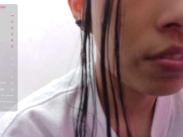 yourcuteneighbourr's BongaCams show and profile