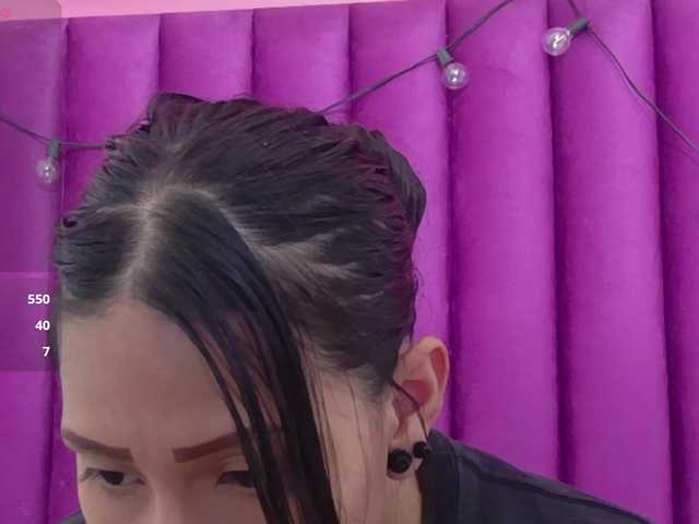 yourcuteneighbourr's BongaCams show and profile