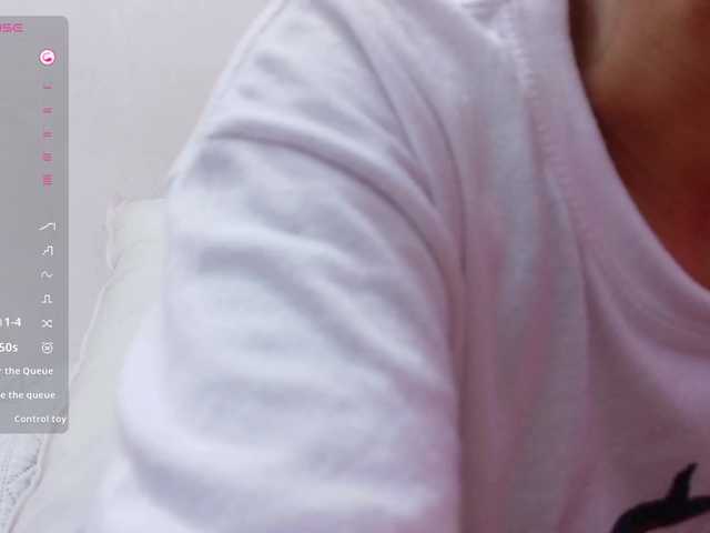 yourcuteneighbourr's BongaCams show and profile