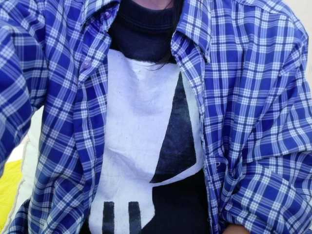 yourcuteneighbourr's BongaCams show and profile