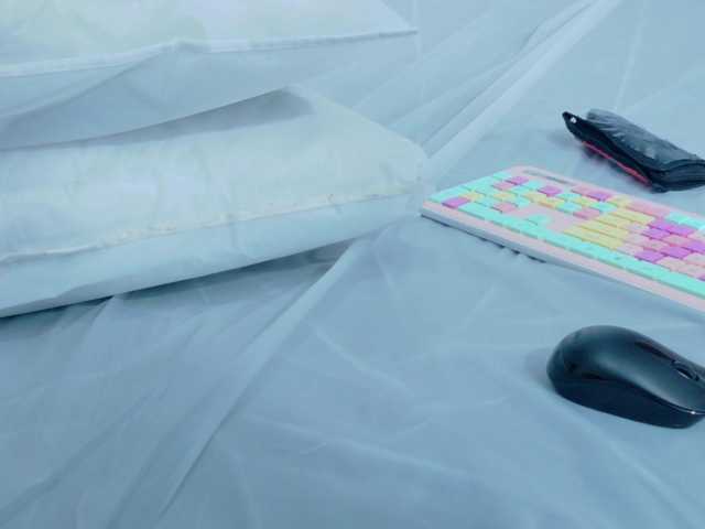 Preview of yourcuteneighbourr