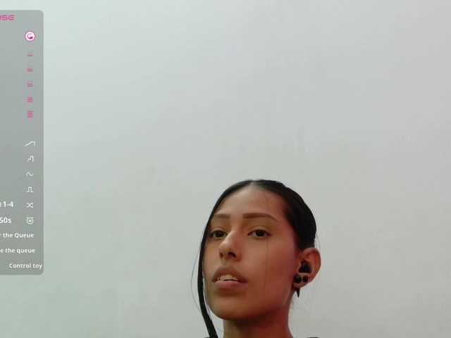 yourcuteneighbourr's BongaCams show and profile