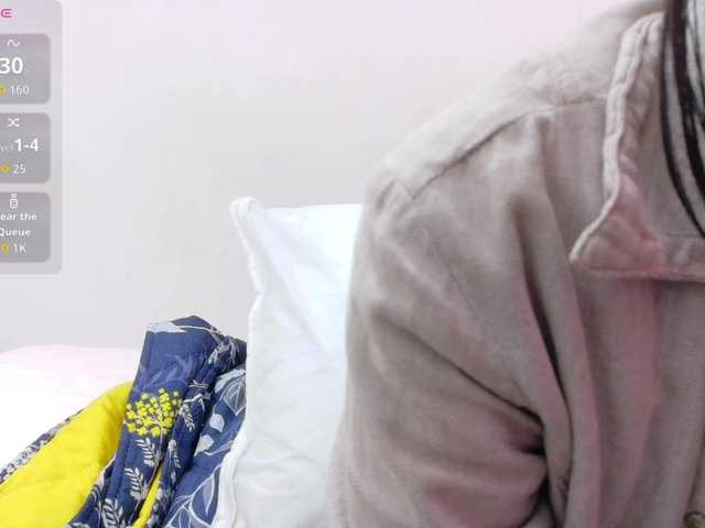 yourcuteneighbourr's BongaCams show and profile