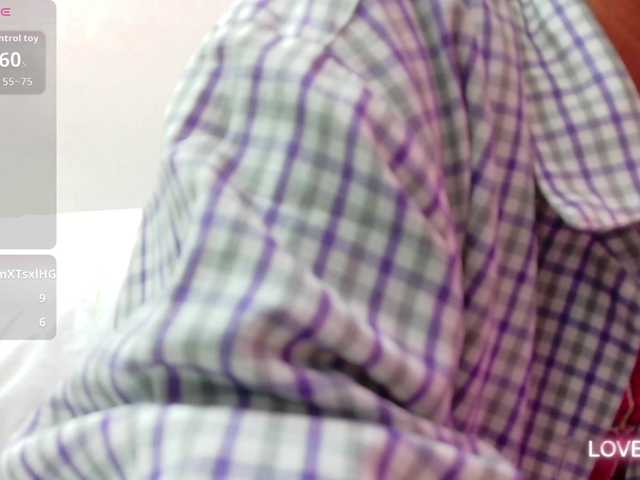 yourcuteneighbourr's BongaCams show and profile