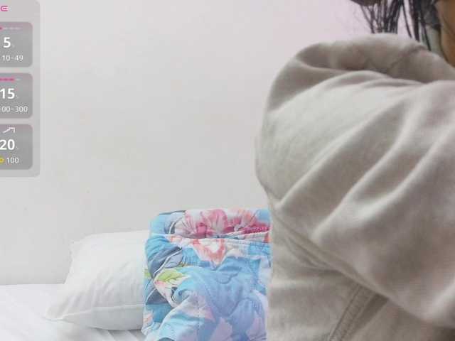 yourcuteneighbourr's BongaCams show and profile