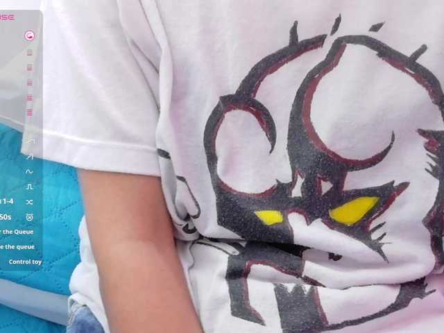 yourcuteneighbourr's BongaCams show and profile