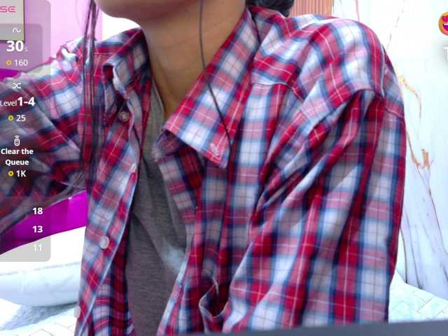 yourcuteneighbourr's BongaCams show and profile