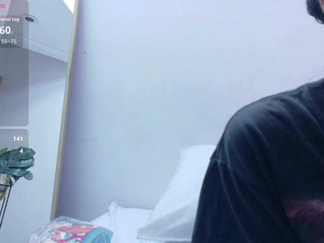  yourcuteneighbourr chat room