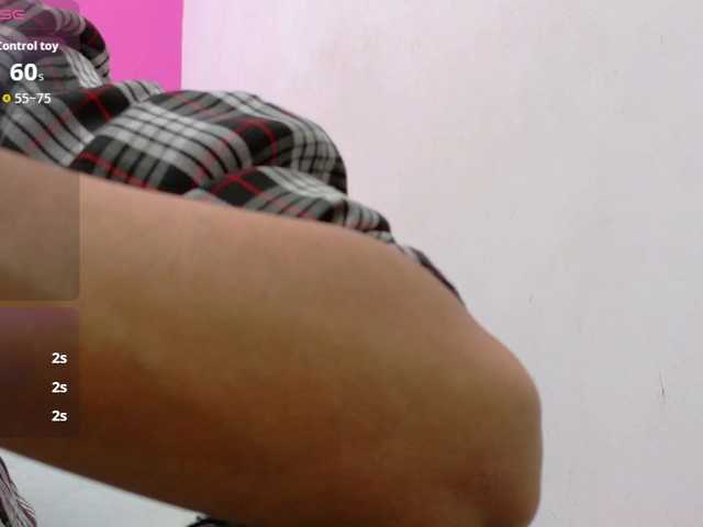 yourcuteneighbourr's BongaCams show and profile