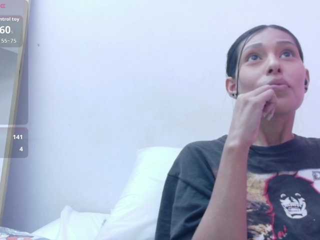  yourcuteneighbourr chat room