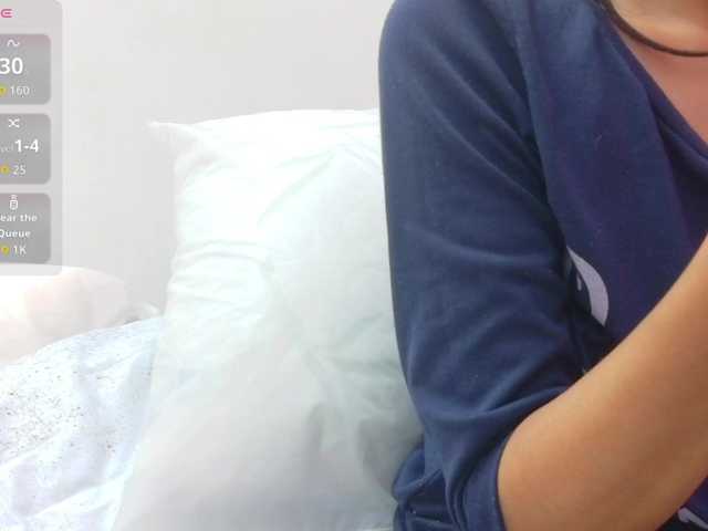 yourcuteneighbourr's BongaCams show and profile