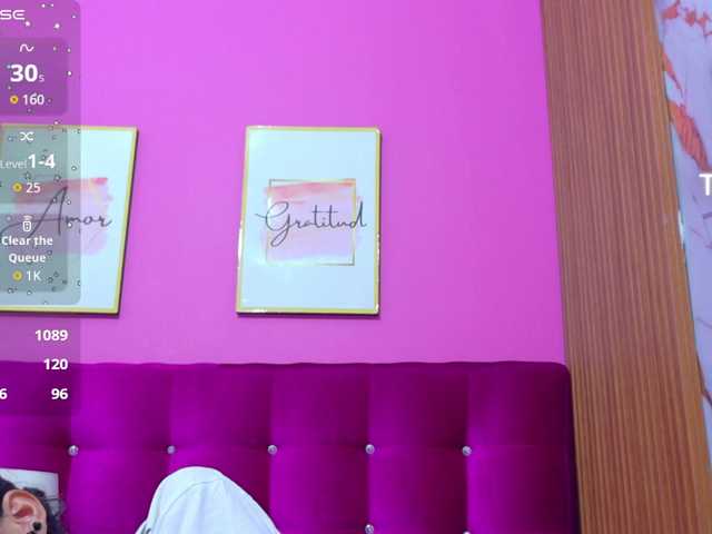 yourcuteneighbourr's BongaCams show and profile