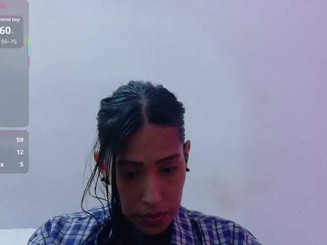 yourcuteneighbourr's BongaCams show and profile