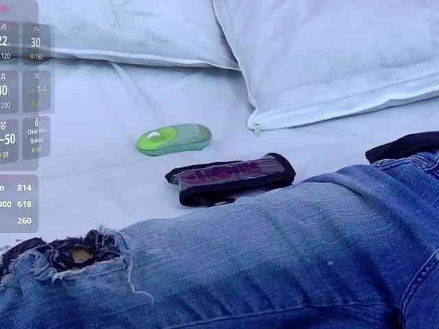 yourcuteneighbourr webcam